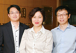 Phillip Securities - Business strategy and career development Phillip Securities - Business strategy and career development